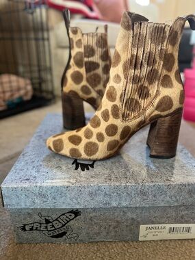Freebird by Steven Janelle Giraffe-Spot Ankle Boots - Brown/Tan